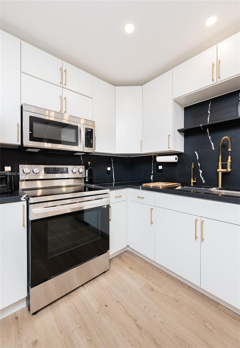 Photo of 600 Three Islands Blvd #214, Hallandale Beach, Florida, 33009 -