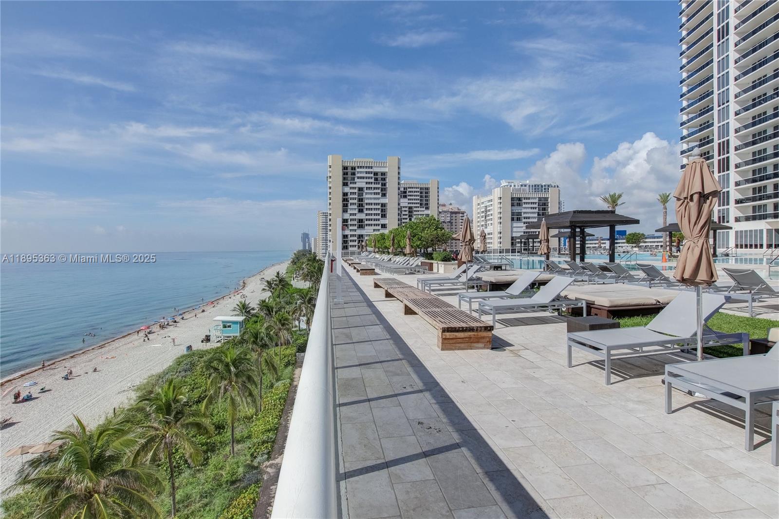 Ver detalles 2903 3 / 3 1733 sq. ft. $ 2025-10-13 0 foto