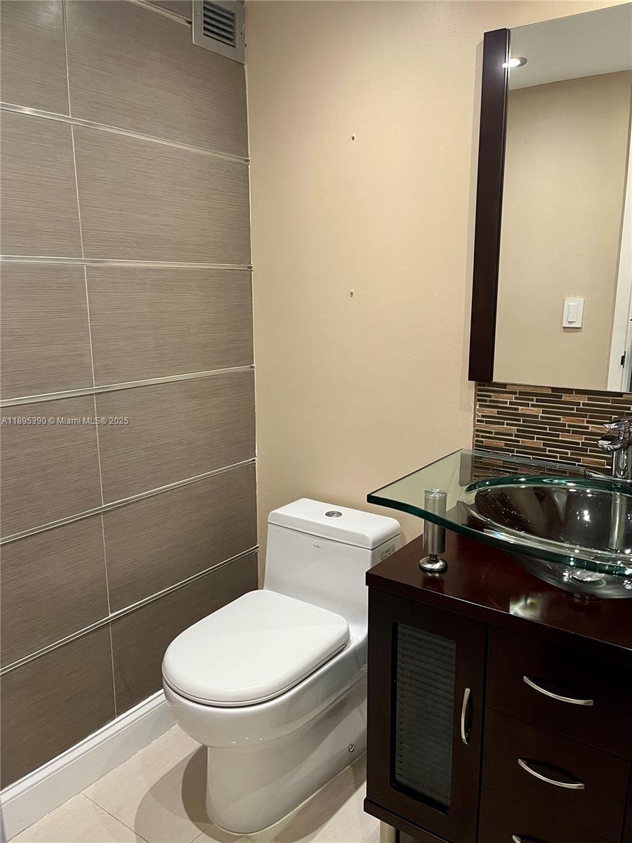 Photo of 16919 Bay Rd  #308, Sunny Isles Beach, Florida, 33160 -