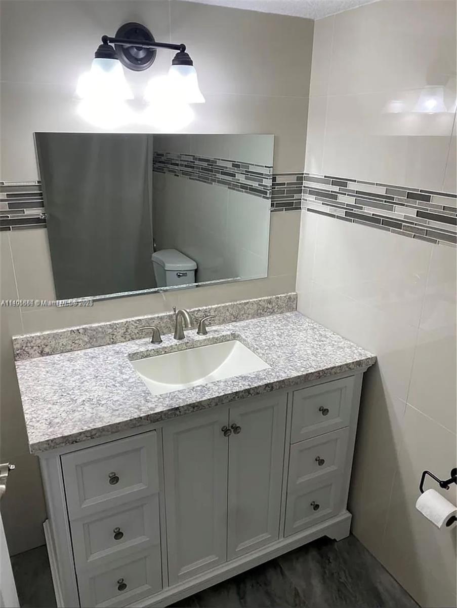Photo of 2101 Atlantic Shores Blvd  #402, Hallandale Beach, Florida, 33009 - 