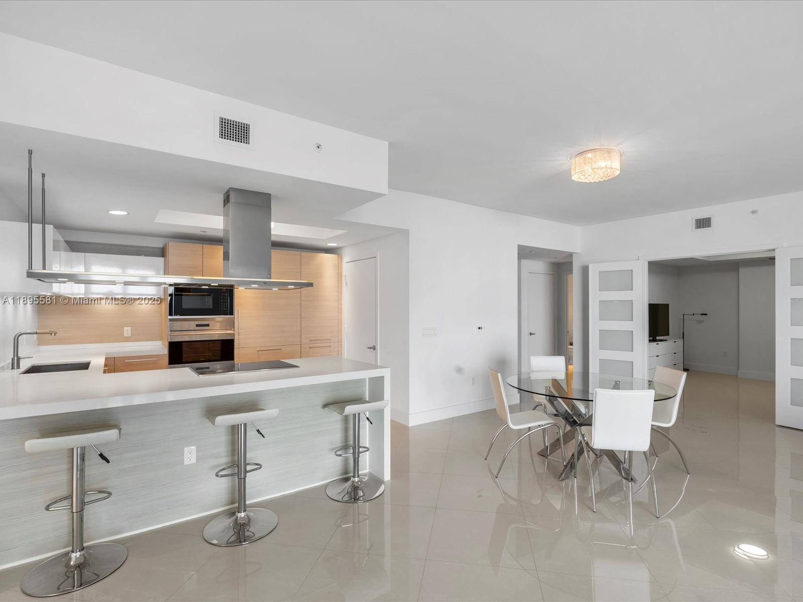 Photo of 17301 Biscayne Blvd  #1704, North Miami Beach, Florida, 33160 -
