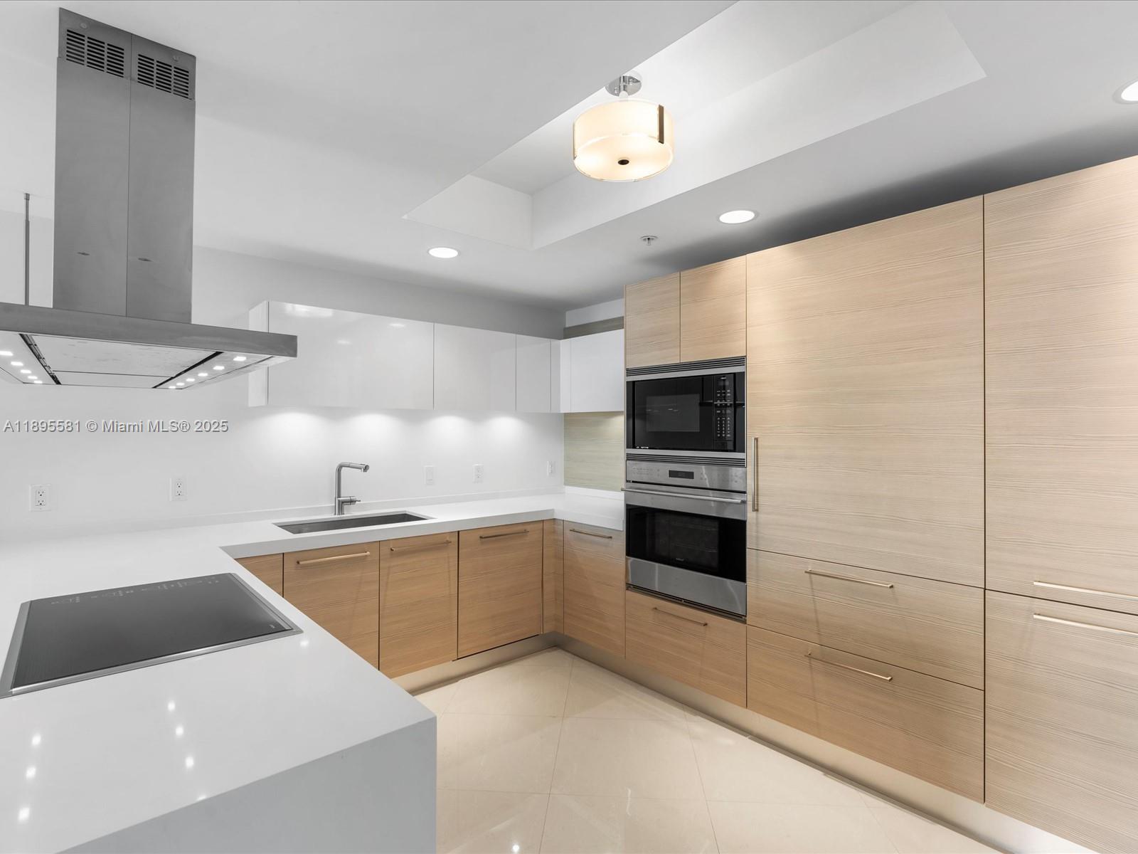 Photo of 17301 Biscayne Blvd  #1704, North Miami Beach, Florida, 33160 -