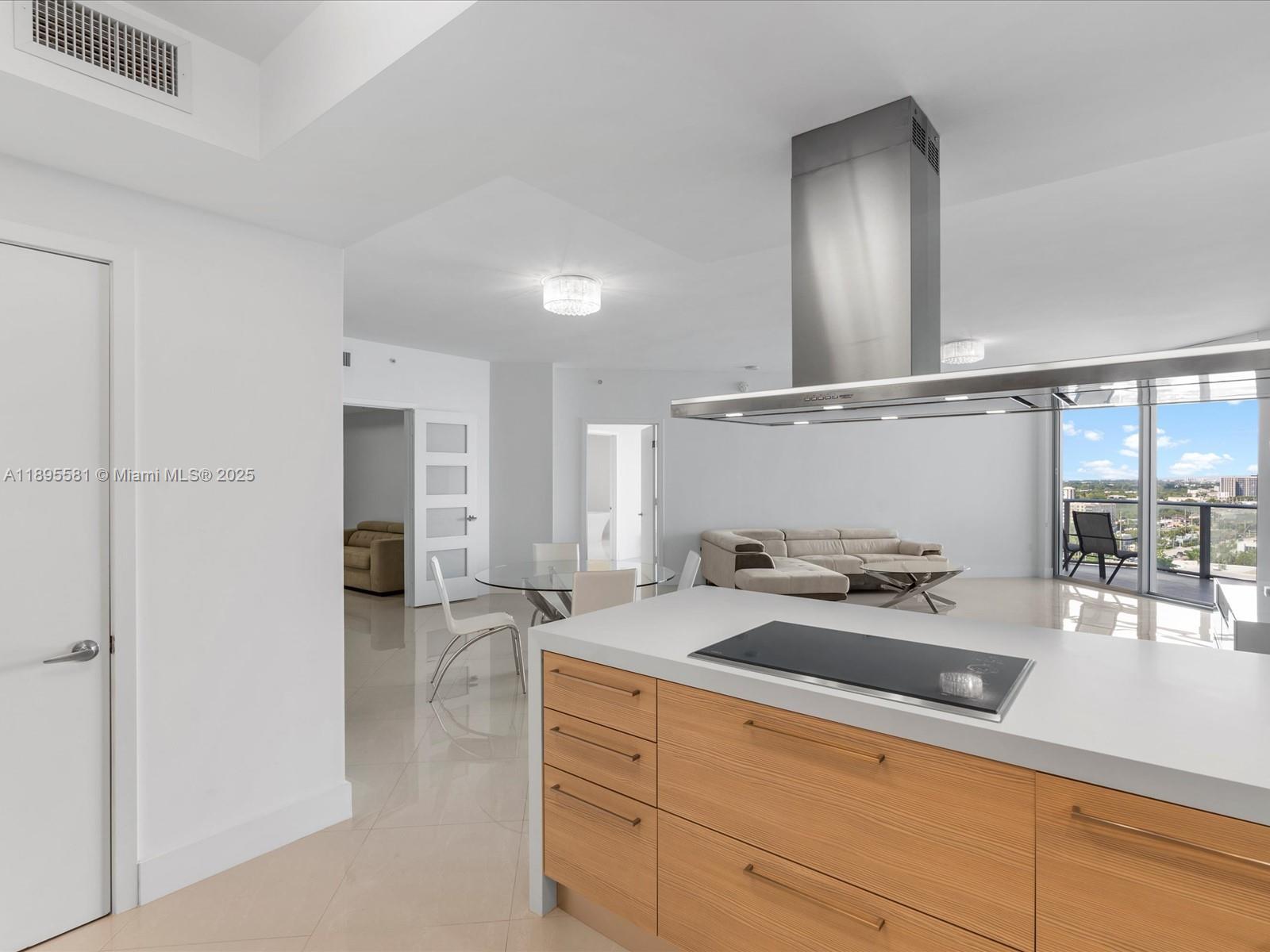 Photo of 17301 Biscayne Blvd  #1704, North Miami Beach, Florida, 33160 -