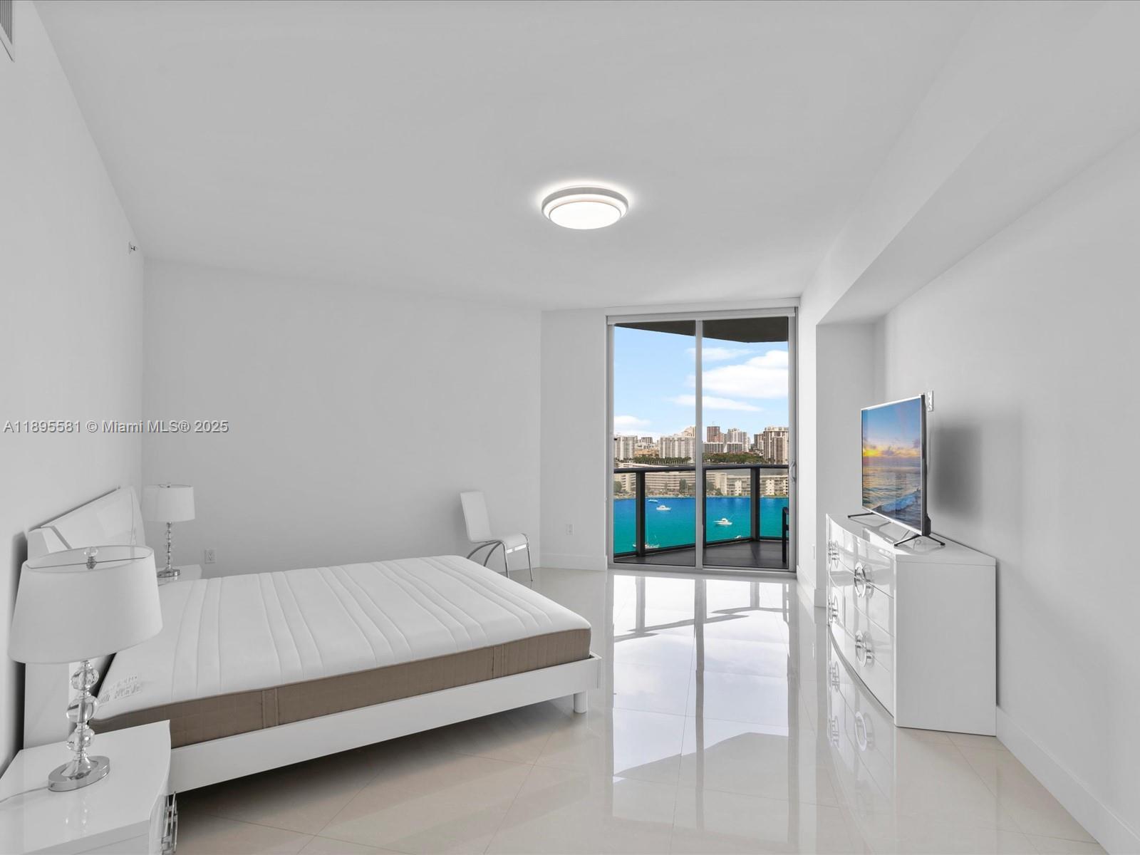 Photo of 17301 Biscayne Blvd  #1704, North Miami Beach, Florida, 33160 -