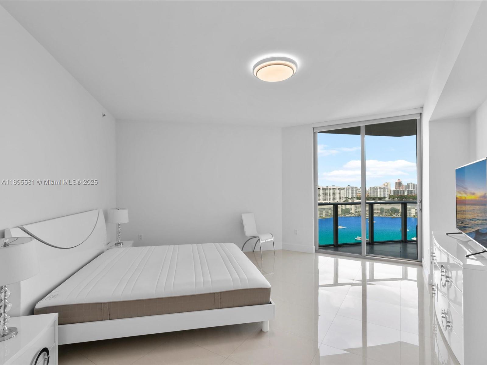 Photo of 17301 Biscayne Blvd  #1704, North Miami Beach, Florida, 33160 -