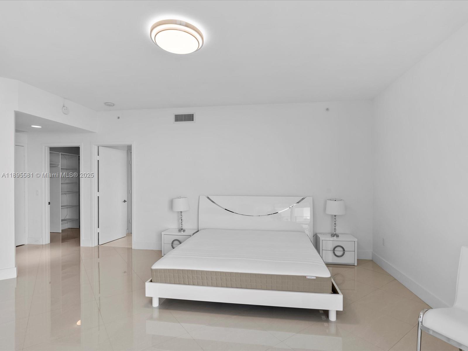 Photo of 17301 Biscayne Blvd  #1704, North Miami Beach, Florida, 33160 -