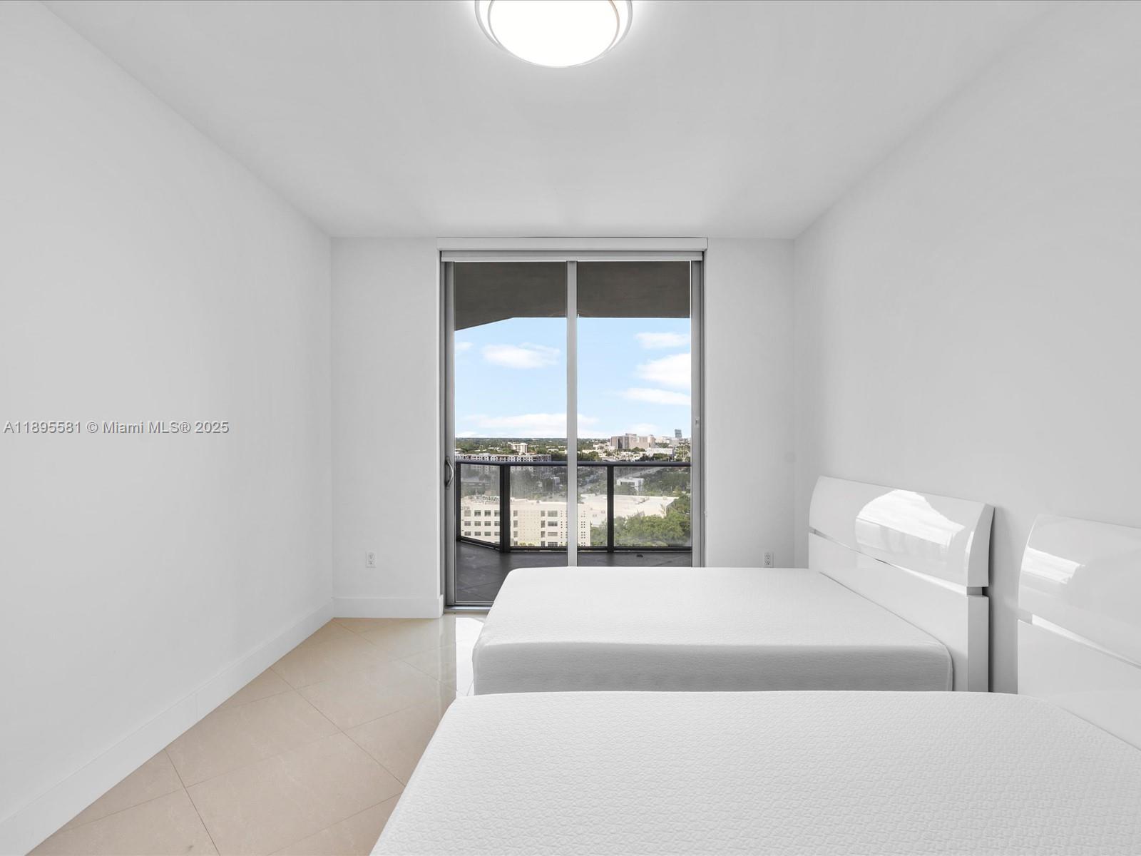 Photo of 17301 Biscayne Blvd  #1704, North Miami Beach, Florida, 33160 -