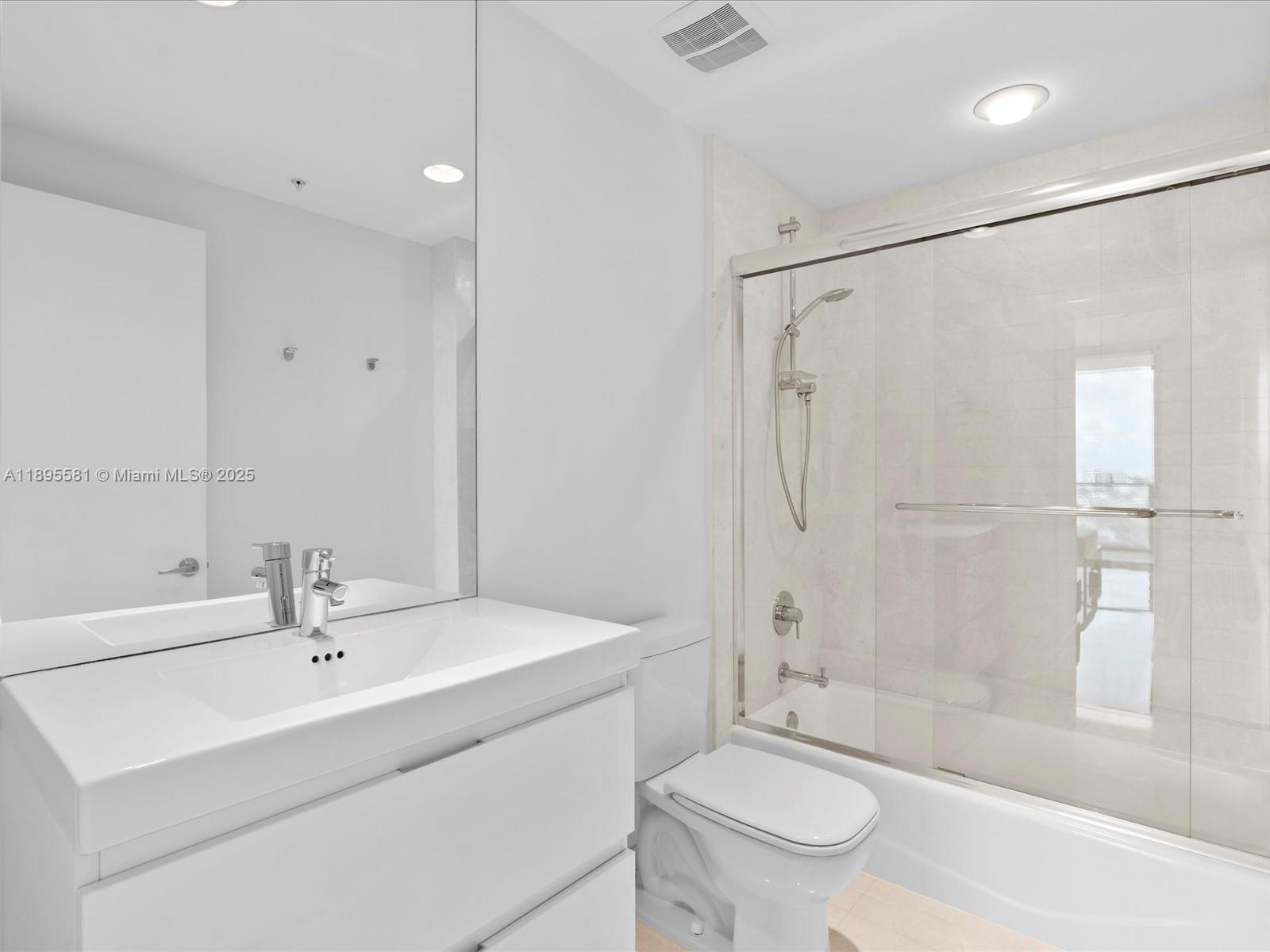 Photo of 17301 Biscayne Blvd  #1704, North Miami Beach, Florida, 33160 -