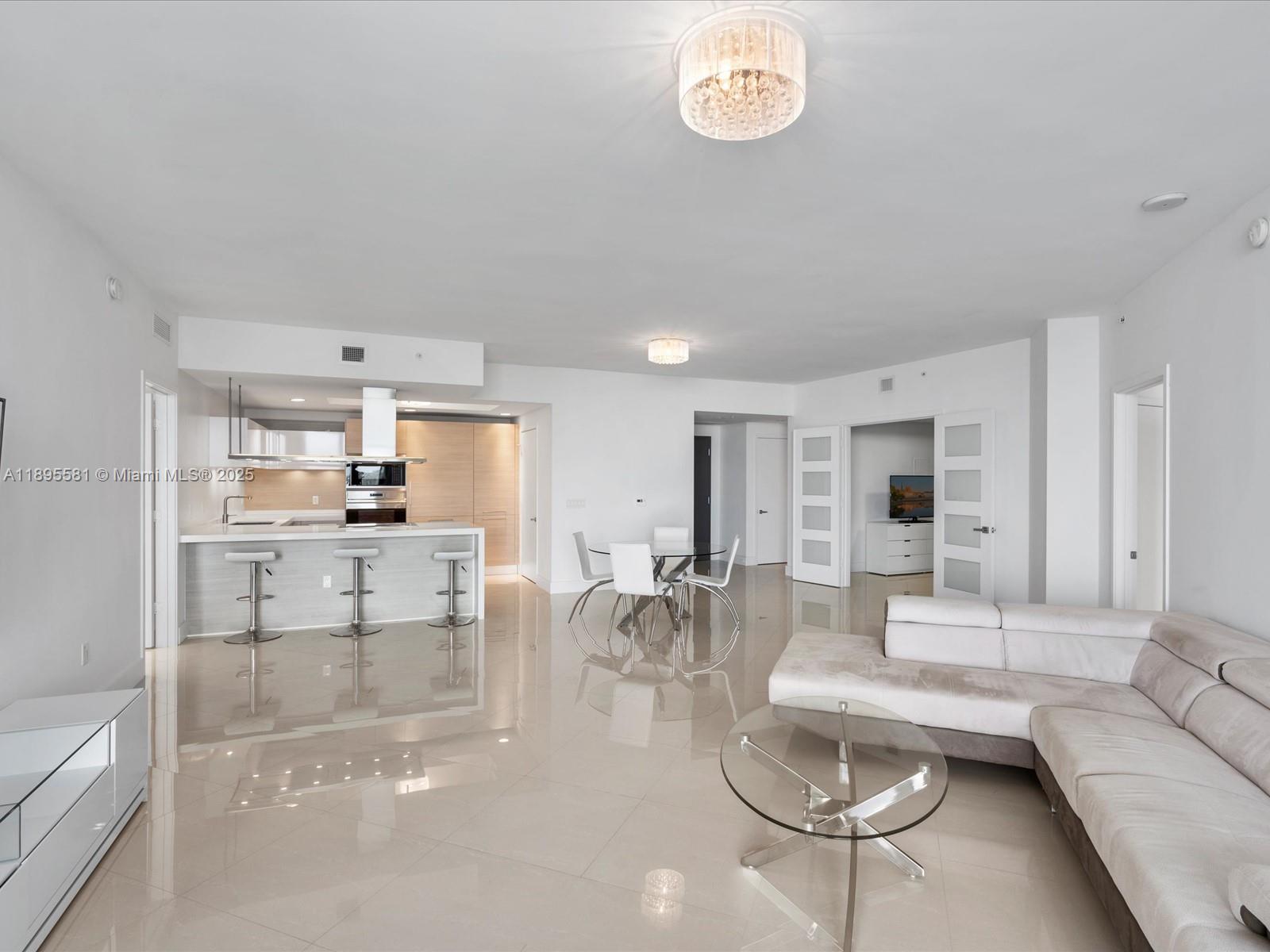 Photo of 17301 Biscayne Blvd  #1704, North Miami Beach, Florida, 33160 -