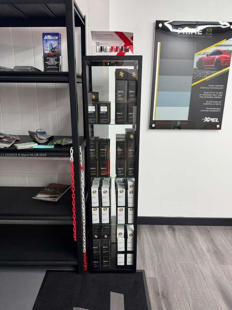 See details / sq. ft. $ 2025-10-14 0 Photo