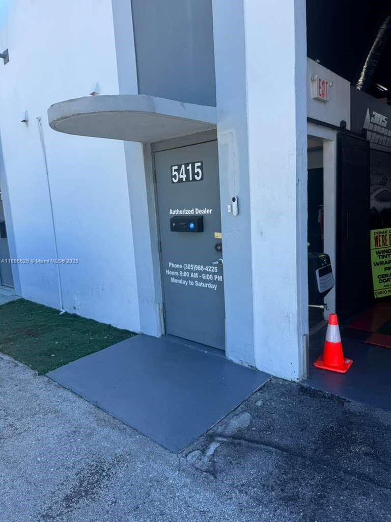 See details / sq. ft. $ 2025-10-14 0 Photo