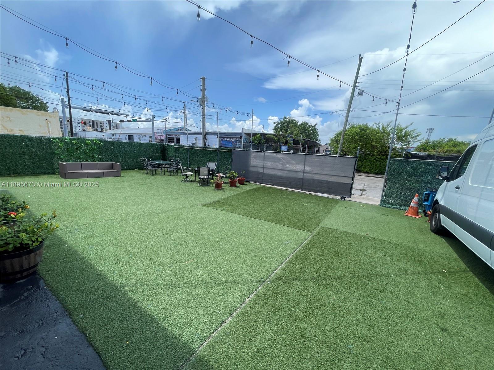 See details / sq. ft. $ 2025-10-14 0 Photo