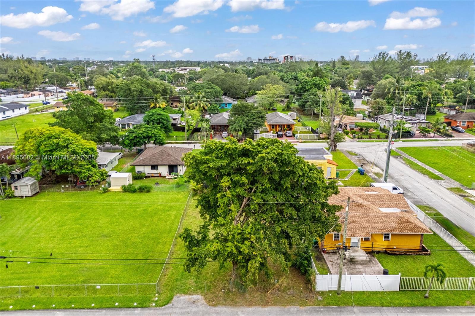 See details / sq. ft. $ 2025-10-16 0 Photo
