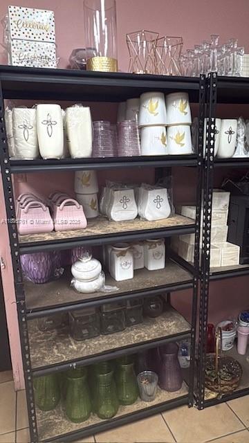 See details / sq. ft. $ 2025-10-14 0 Photo