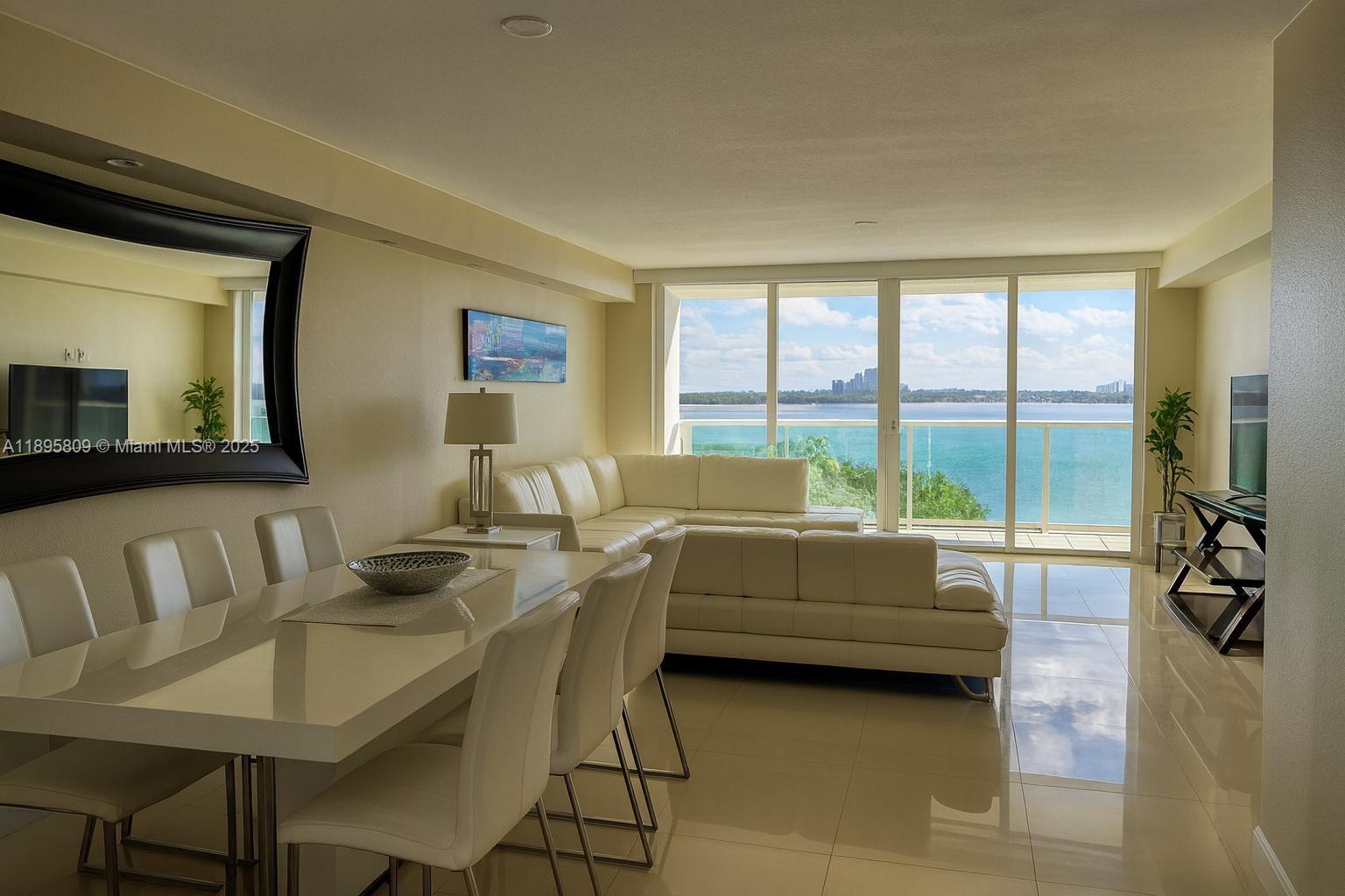 See details 1026 2 / 2 1521 sq. ft. $ 2025-10-14 0 Photo