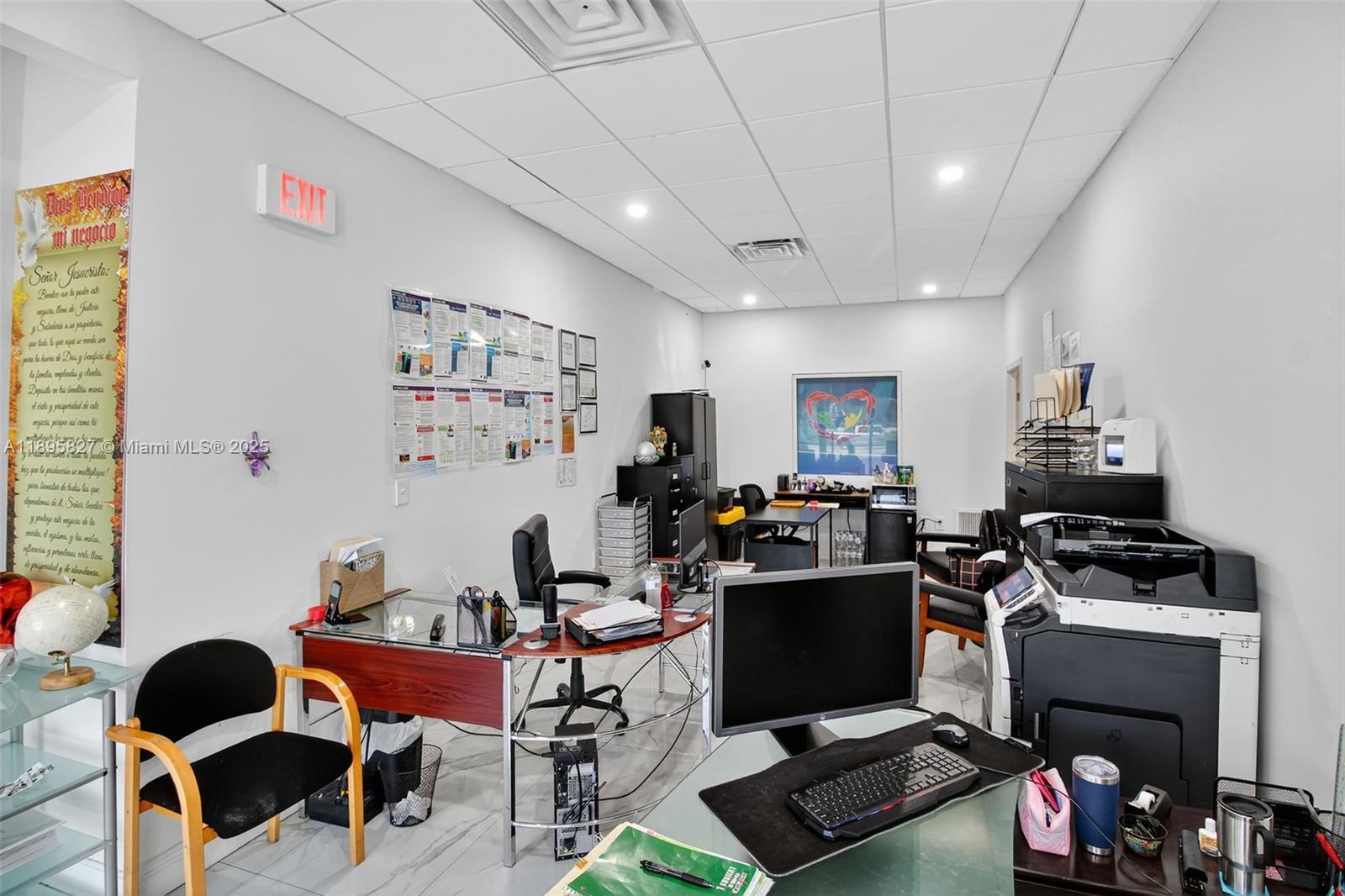 See details 21 / 22 / sq. ft. $ 2025-10-14 0 Photo