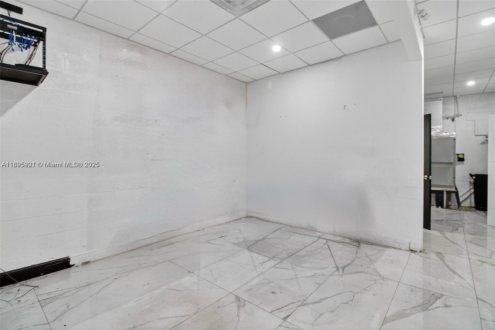 Ver detalles   /   sq. ft. $ 2025-10-14 0 foto