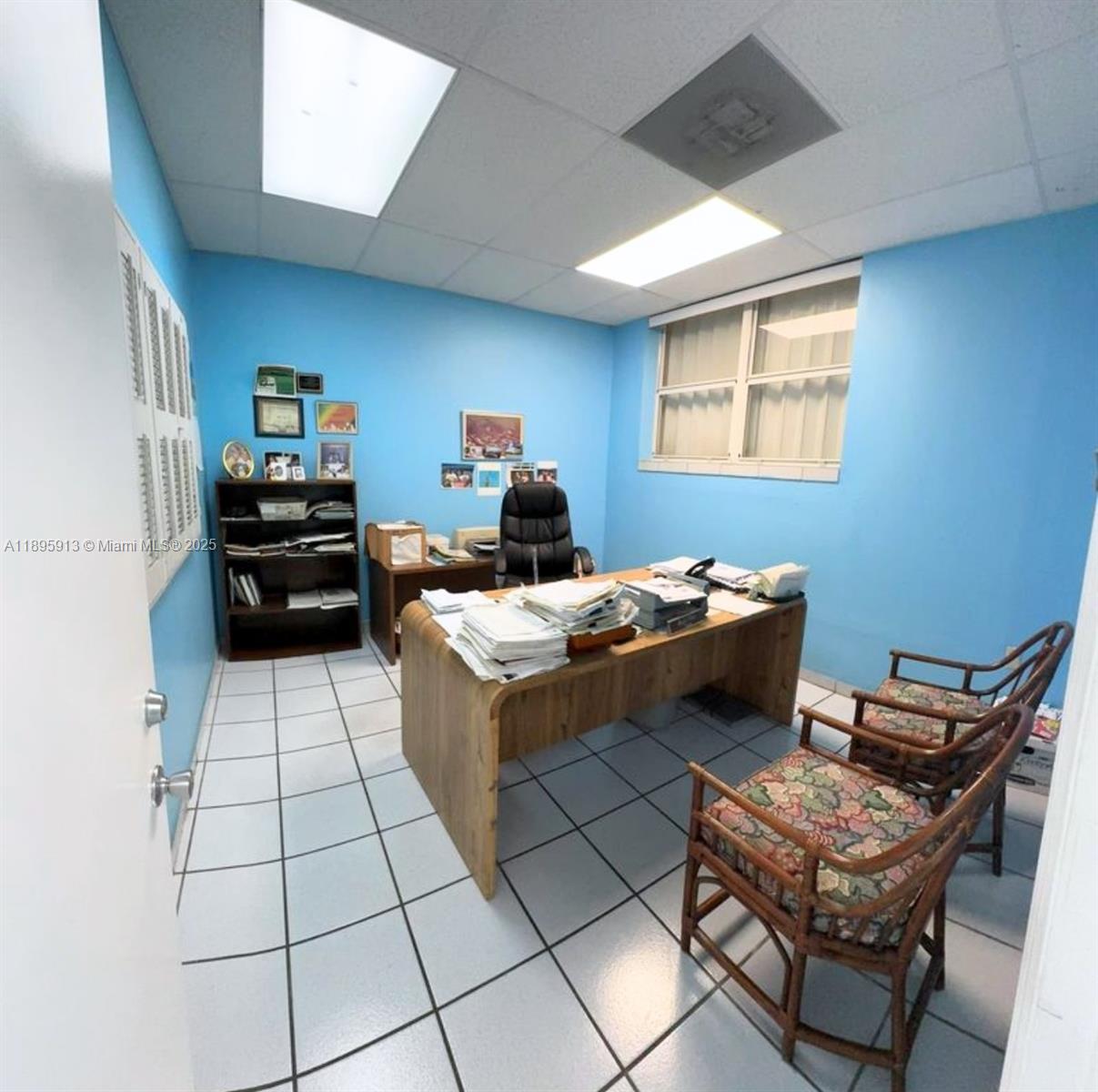 Ver detalles / sq. ft. $ 2025-10-14 0 foto