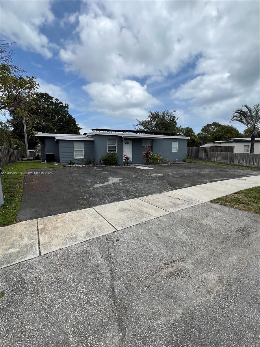 See details / 1675 sq. ft. $ 2025-10-14 0 Photo