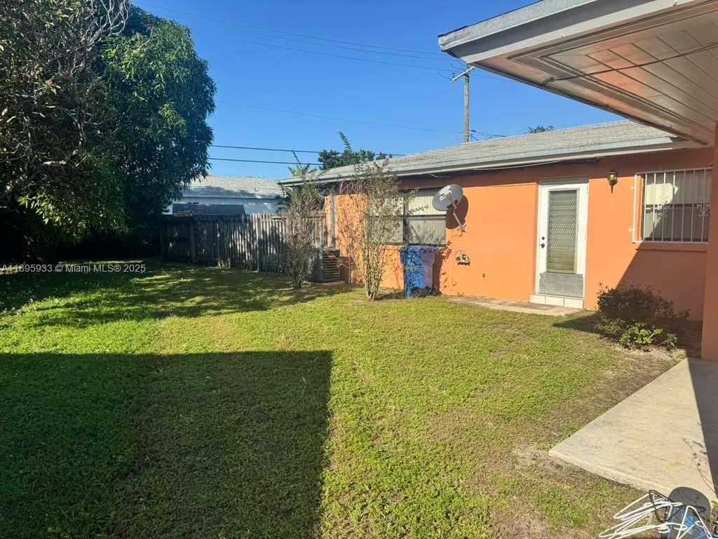   /  2221 sq. ft. $ 2025-10-14 0 Photo