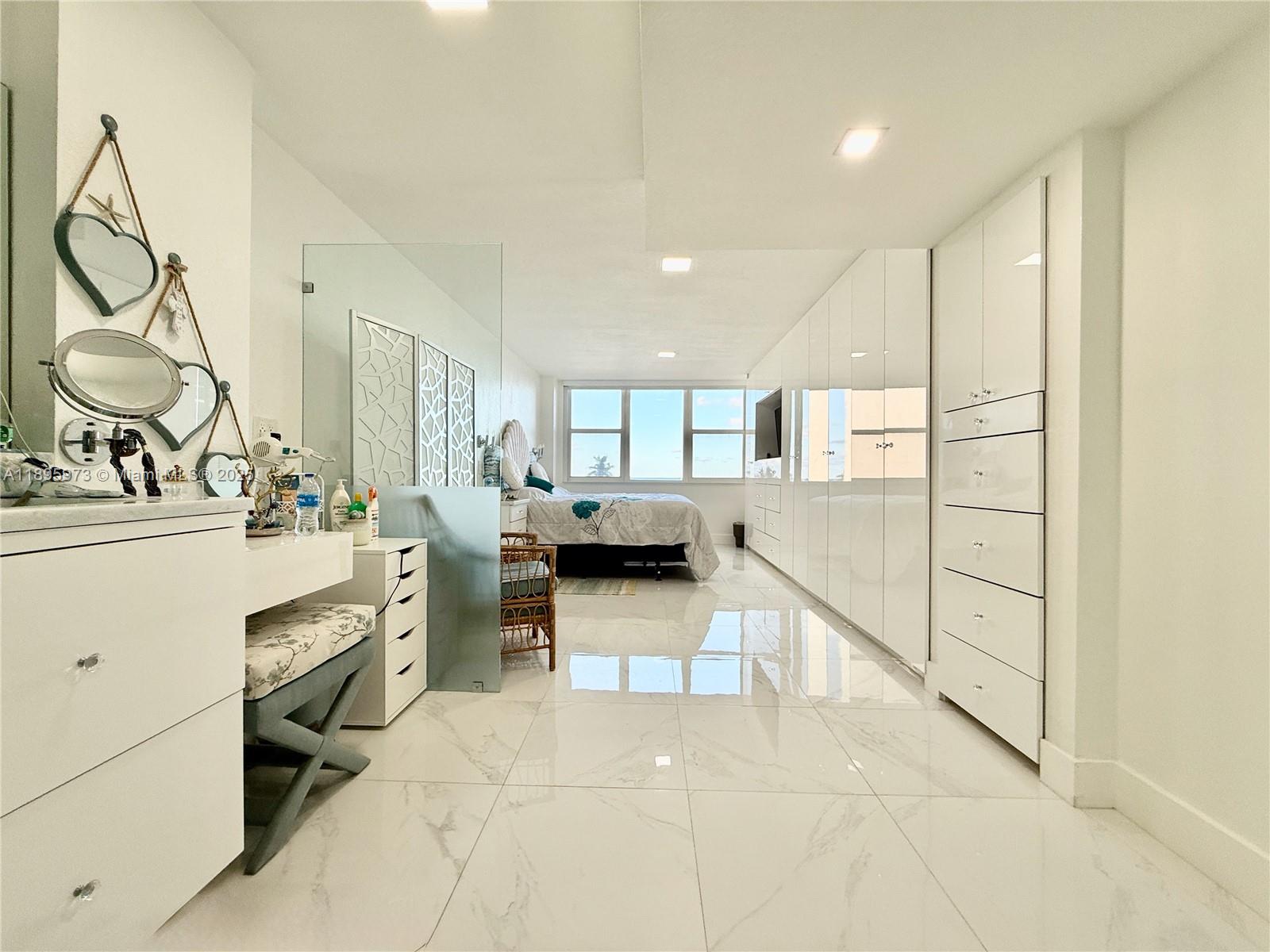 Photo of 3180 Ocean Dr  #303, Hallandale Beach, Florida, 33009 - 