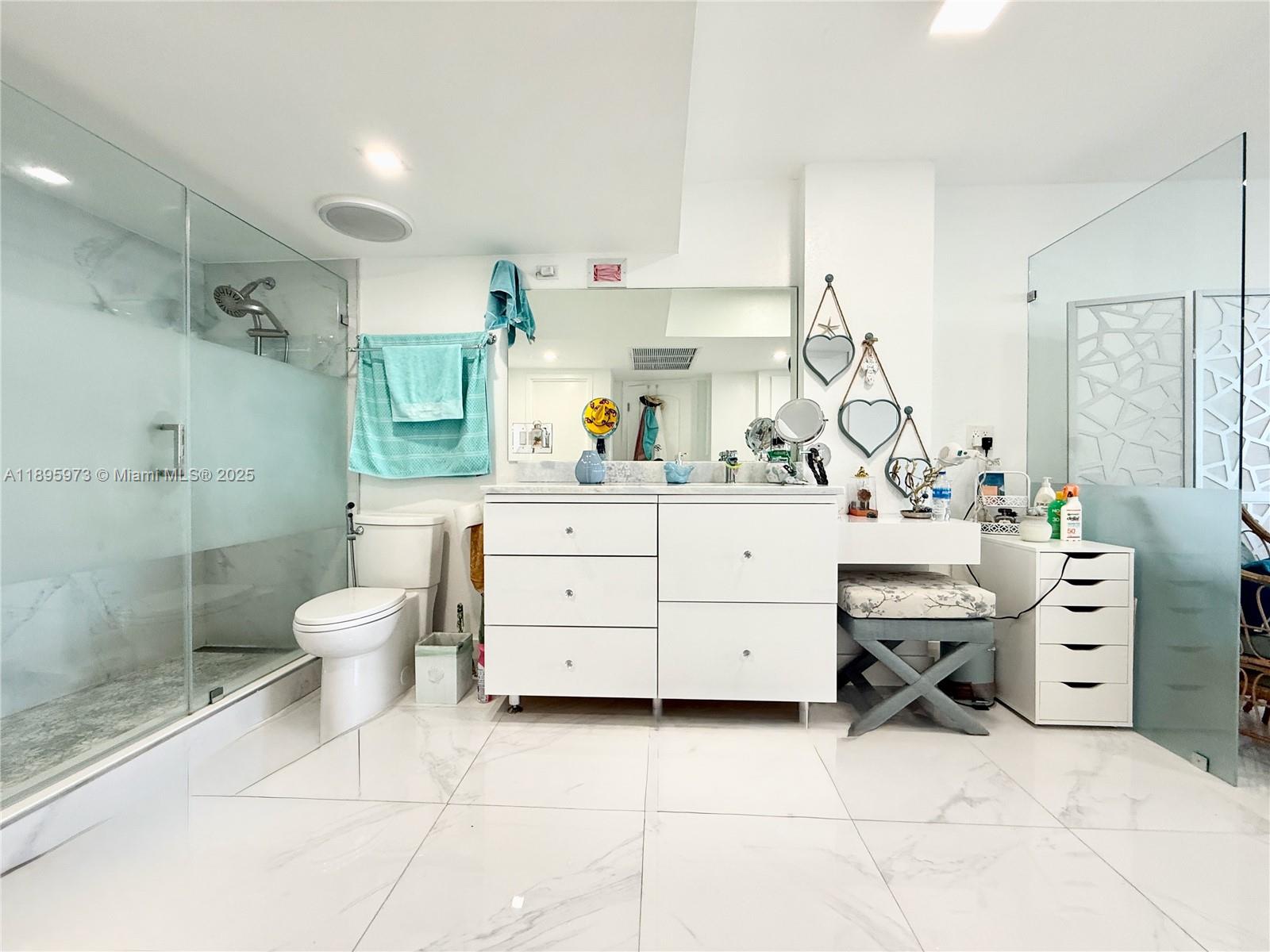 Photo of 3180 Ocean Dr  #303, Hallandale Beach, Florida, 33009 - 