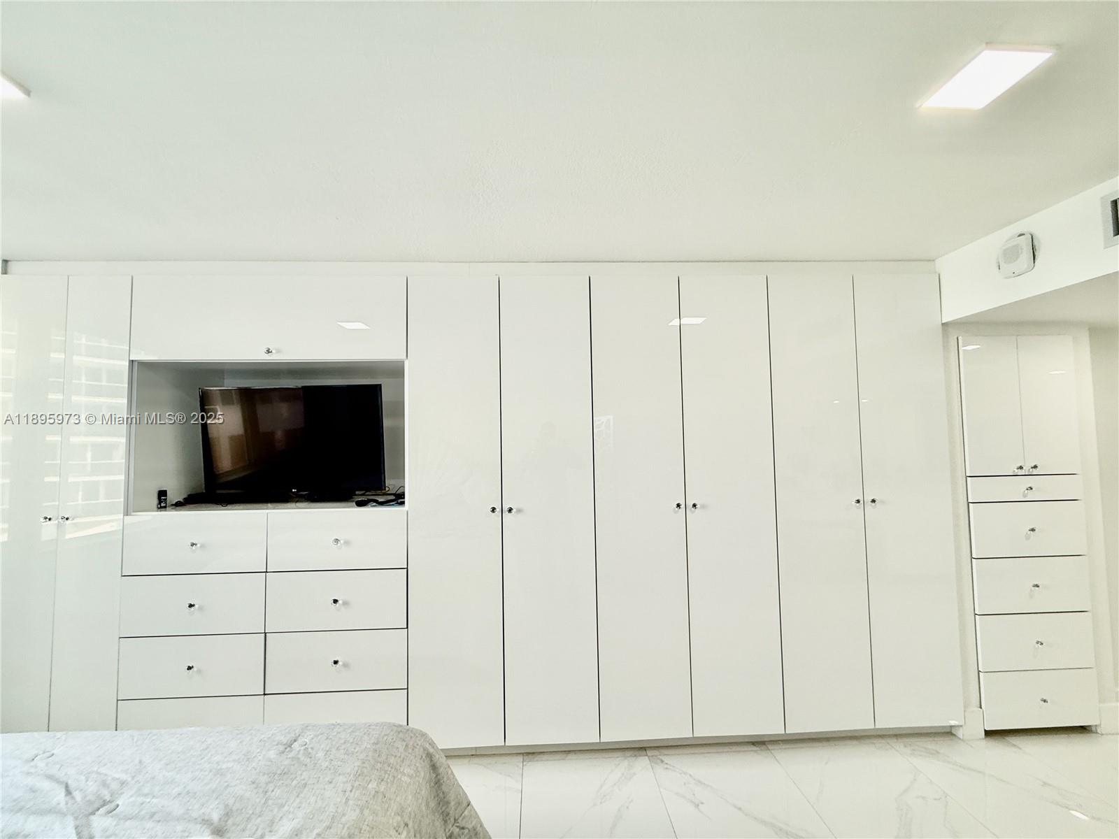 Photo of 3180 Ocean Dr  #303, Hallandale Beach, Florida, 33009 - 