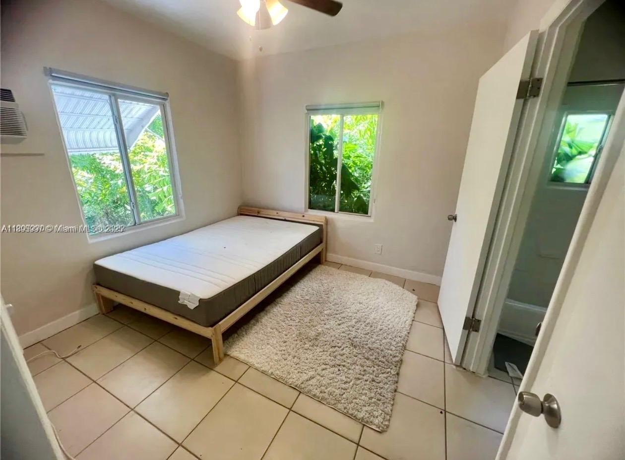 See details / sq. ft. $ 2025-10-14 0 Photo