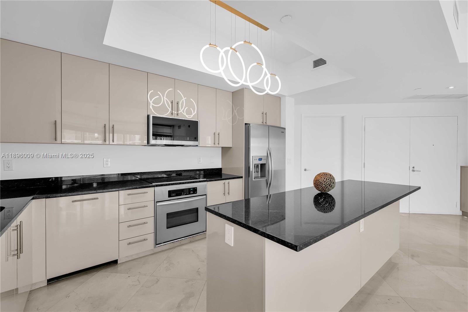 Photo of 3131 188th St  #2-1005, Aventura, Florida, 33180 - 