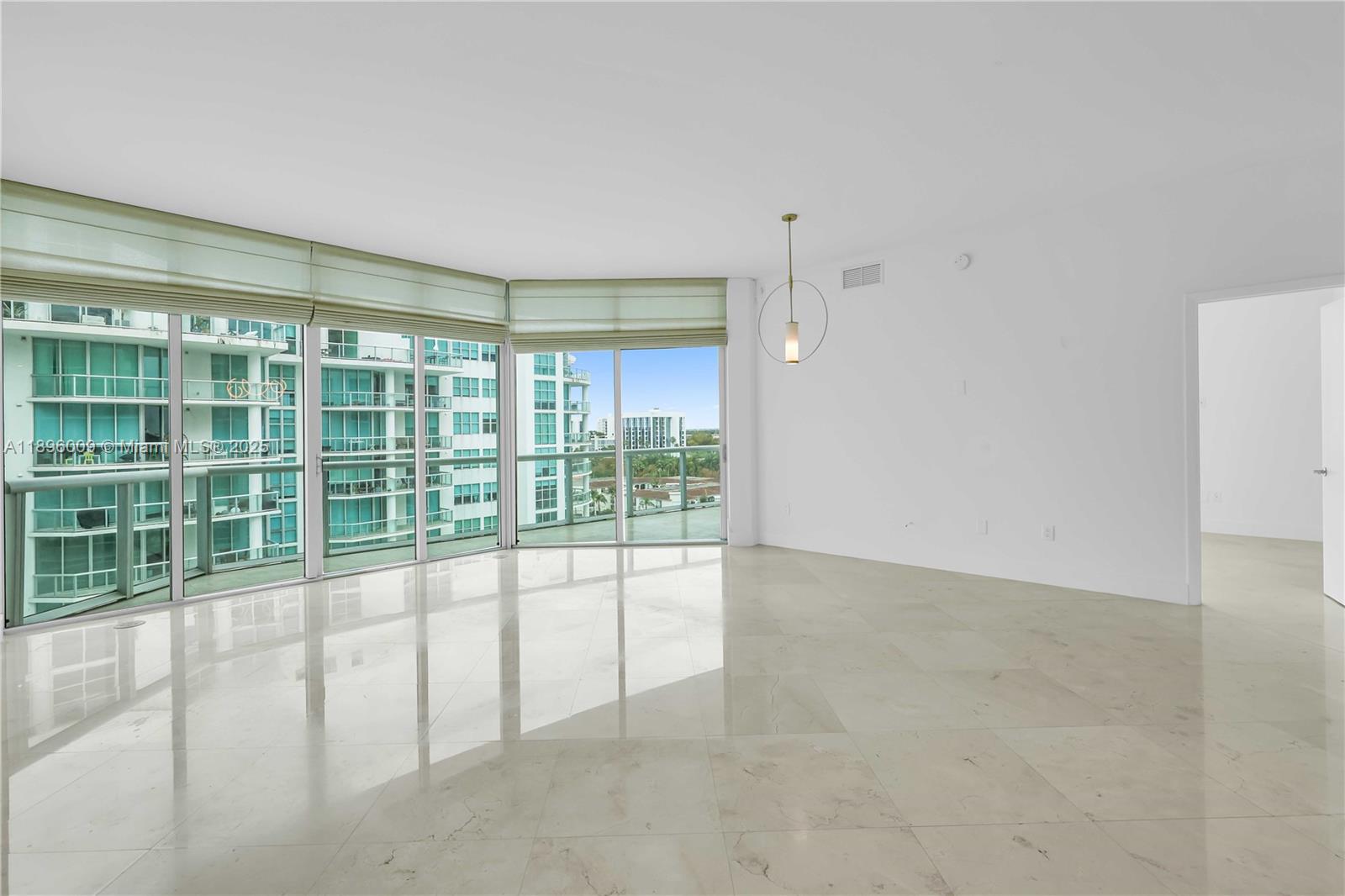 Photo of 3131 188th St  #2-1005, Aventura, Florida, 33180 - 