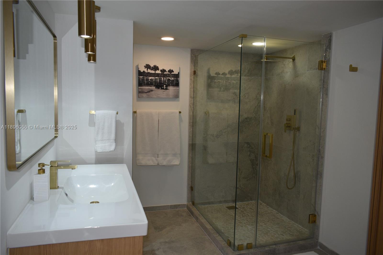 Photo of 1865 Ocean Dr  #14N, Hallandale Beach, Florida, 33009 - 