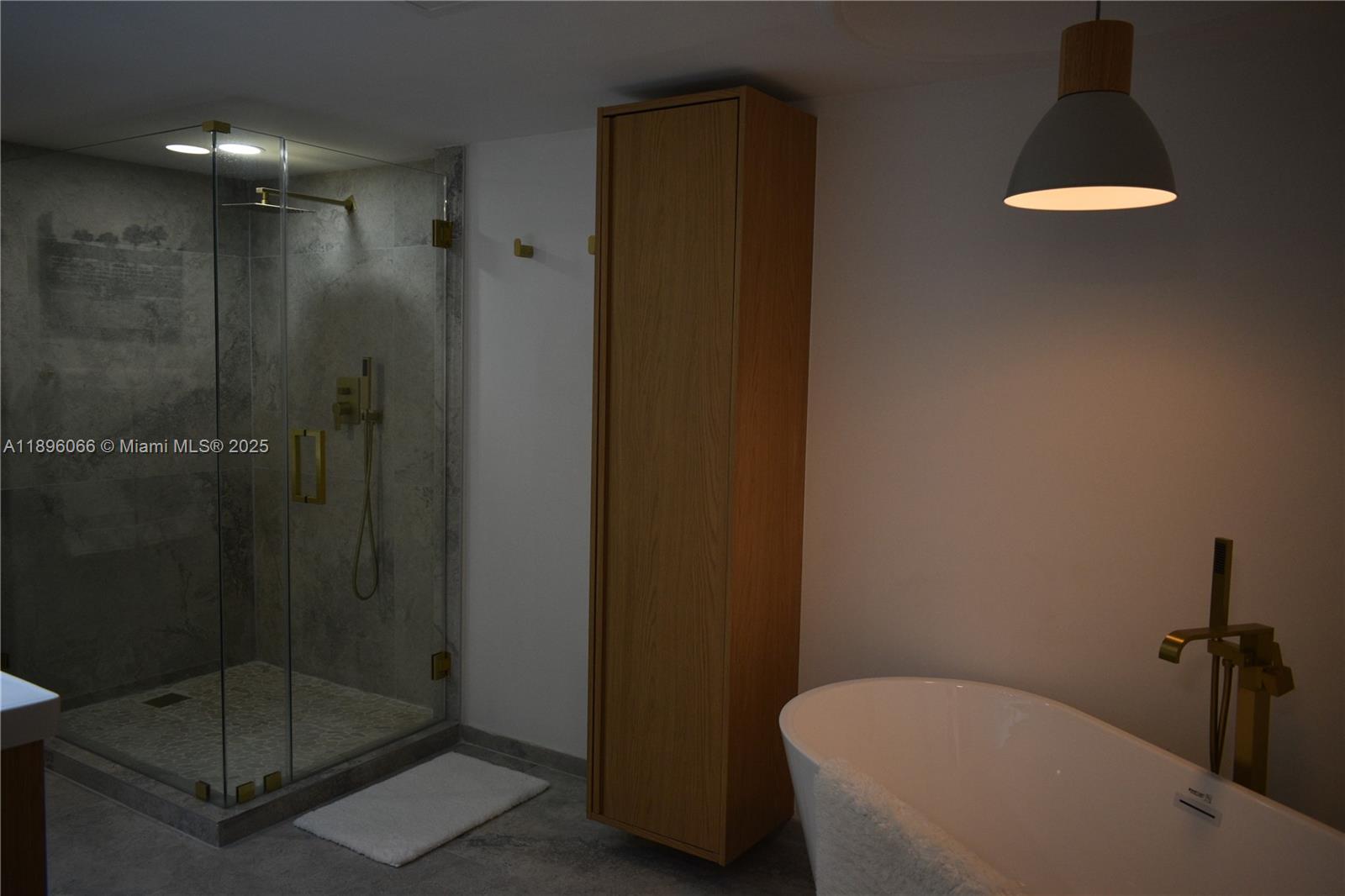 Photo of 1865 Ocean Dr  #14N, Hallandale Beach, Florida, 33009 - 