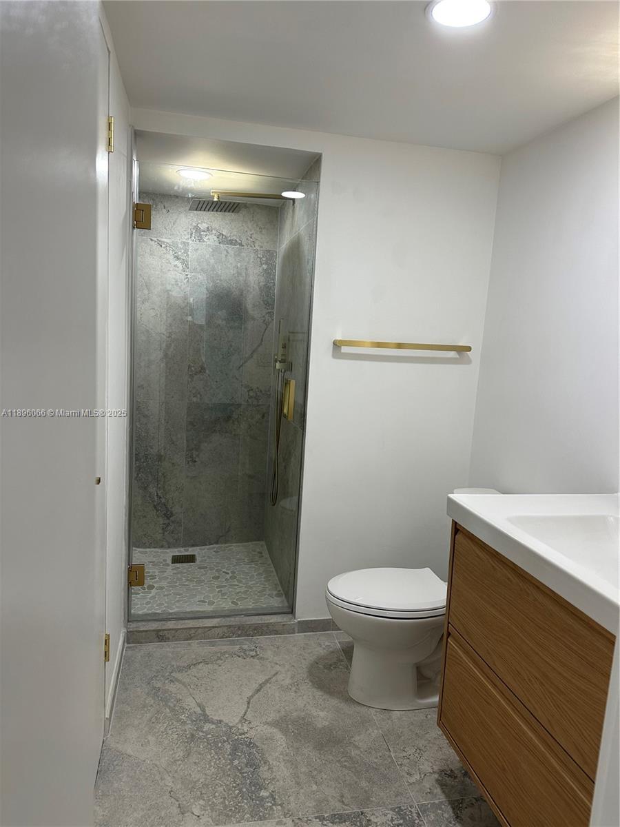 Photo of 1865 Ocean Dr  #14N, Hallandale Beach, Florida, 33009 - 