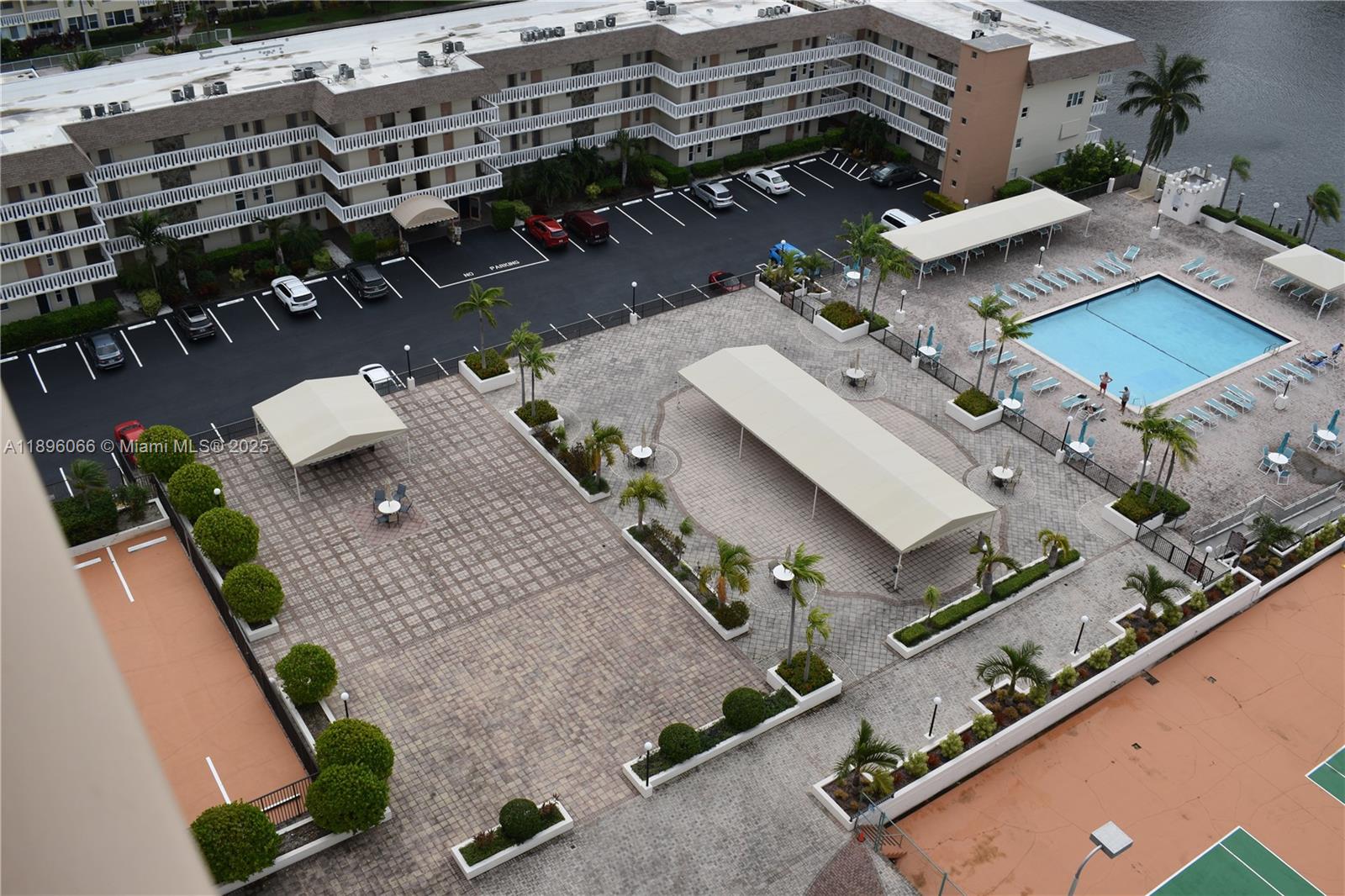 Photo of 1865 Ocean Dr  #14N, Hallandale Beach, Florida, 33009 - 