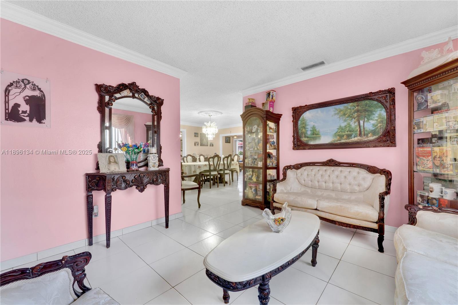 See details / 2126 sq. ft. $ 2025-10-14 0 Photo