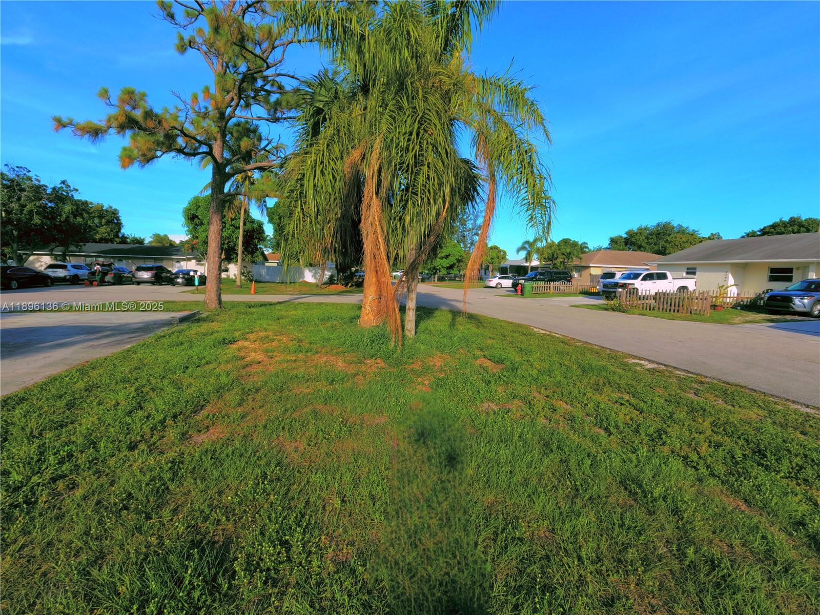 See details / 2842 sq. ft. $ 2025-10-14 0 Photo