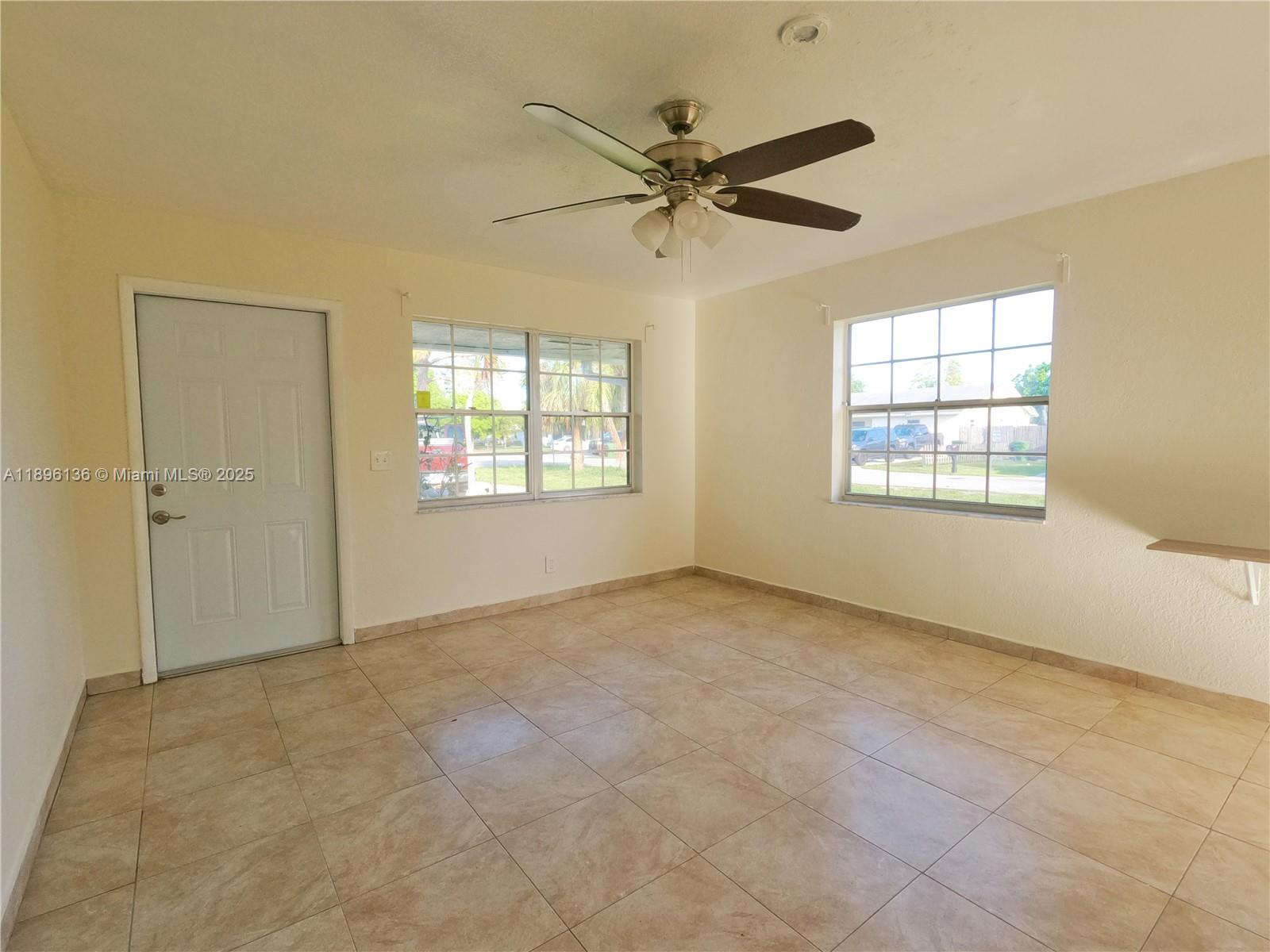 See details / 2842 sq. ft. $ 2025-10-14 0 Photo