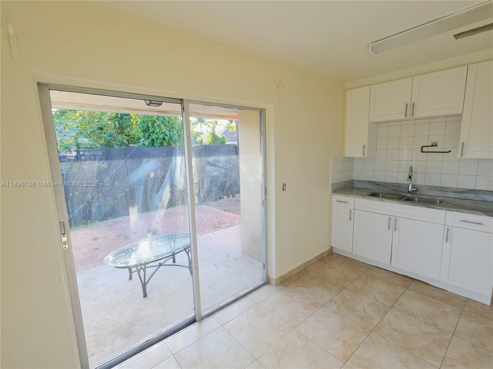 See details / 2842 sq. ft. $ 2025-10-14 0 Photo