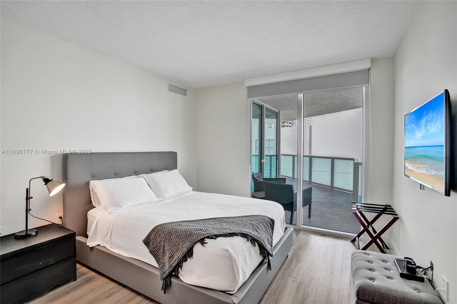 Photo of 150 Sunny Isles Blvd  #1-1601, Sunny Isles Beach, Florida, 33160 - 