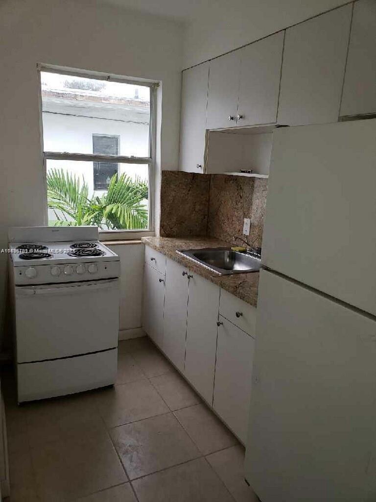 See details / sq. ft. $ 2025-10-14 0 Photo