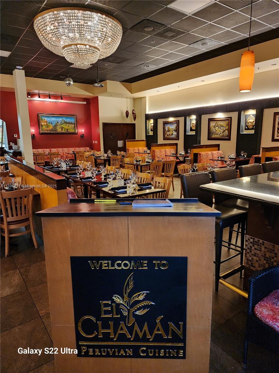 Подробнее 18 / кв.футов $ 2025-10-14 0 Фото