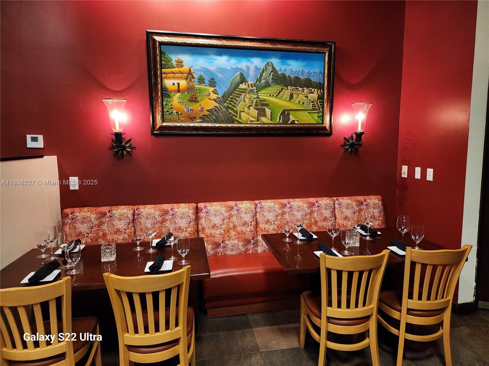 Подробнее 18 / кв.футов $ 2025-10-14 0 Фото