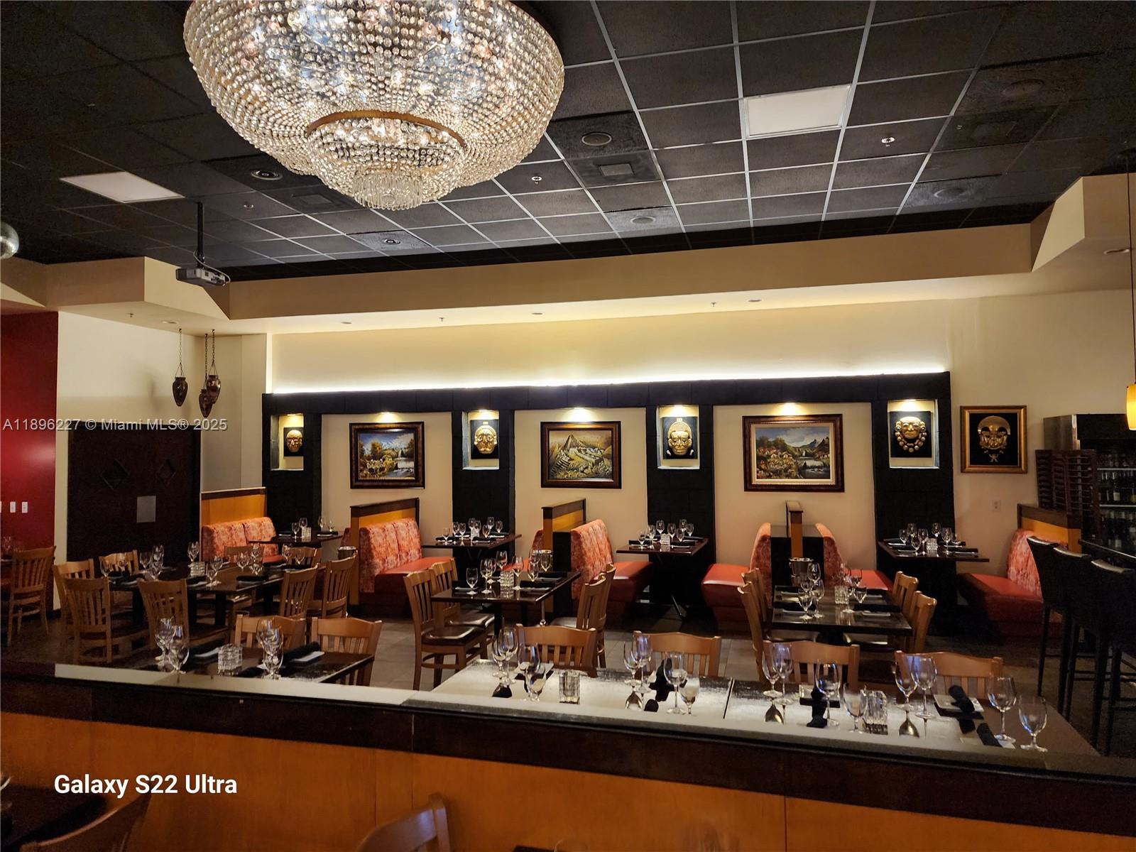 Подробнее 18 / кв.футов $ 2025-10-14 0 Фото