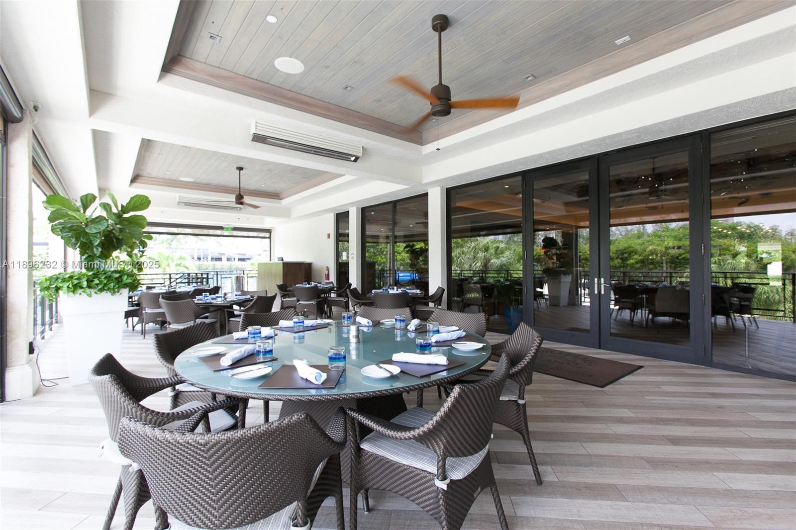 See details 903 2 / 2 1580 sq. ft. $ 2025-10-14 0 Photo