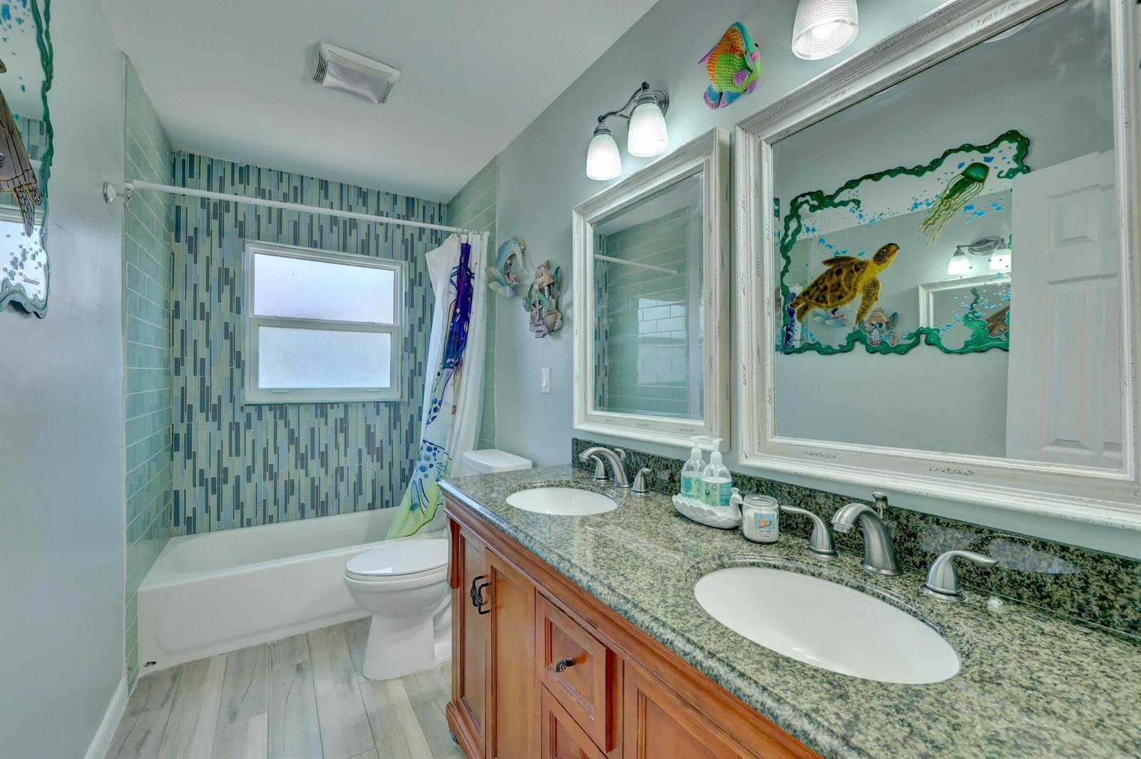 Ver detalles 1927 3 / 2 1777 sq. ft. $ 2026-06-07 0 foto