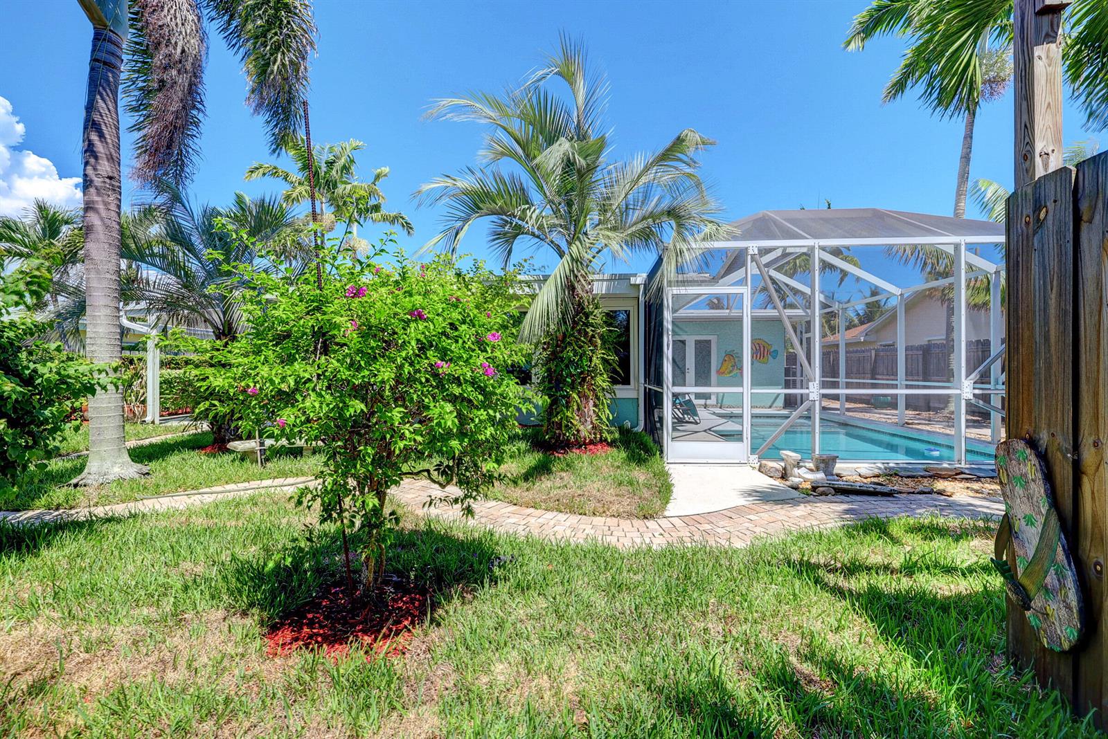 Ver detalles 1927 3 / 2 1777 sq. ft. $ 2026-06-07 0 foto
