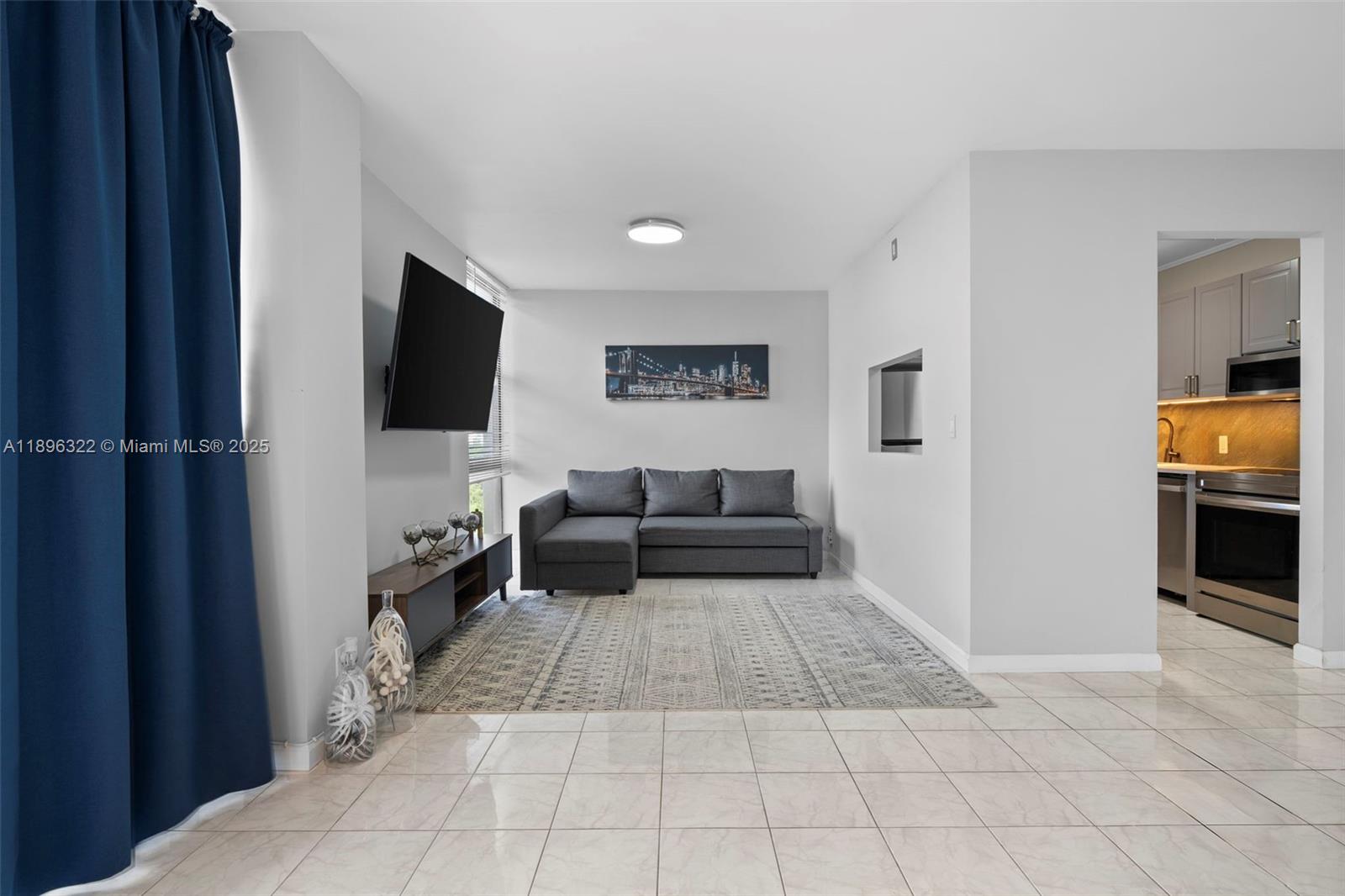 Photo of 20379 Country Club Dr  #731, Aventura, Florida, 33180 - 