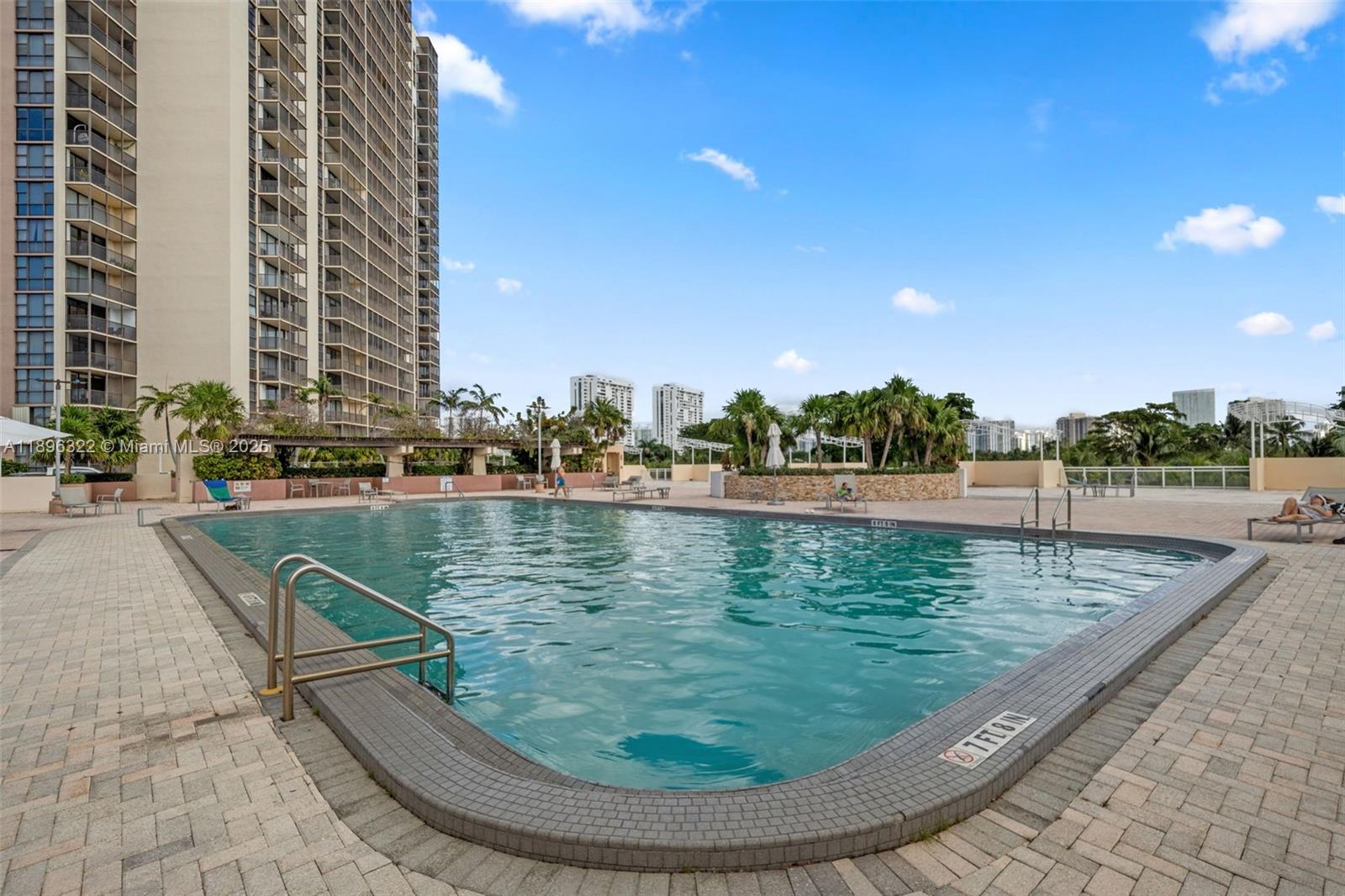 Photo of 20379 Country Club Dr  #731, Aventura, Florida, 33180 - 