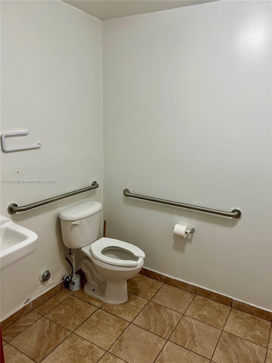 See details 21 / sq. ft. $ 2025-10-15 0 Photo