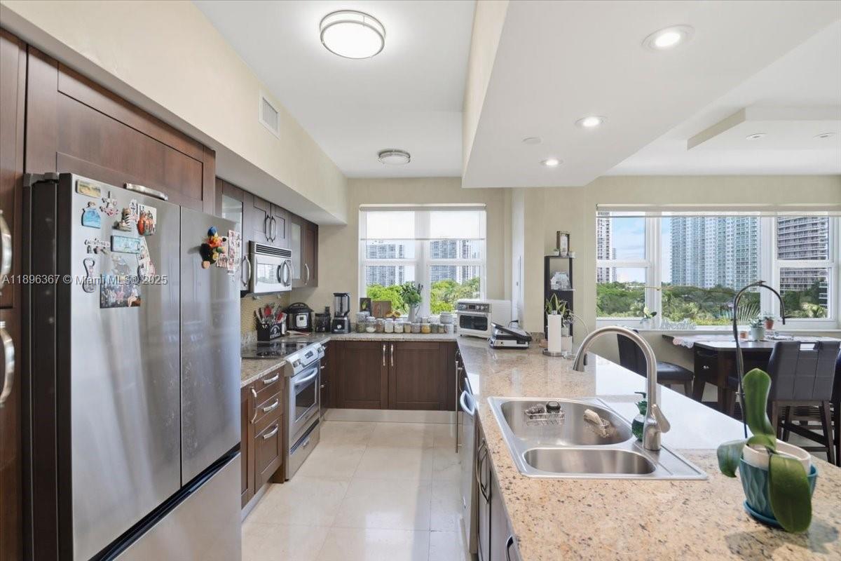 Photo of 20000 Country Club Dr  #516, Aventura, Florida, 33180 -